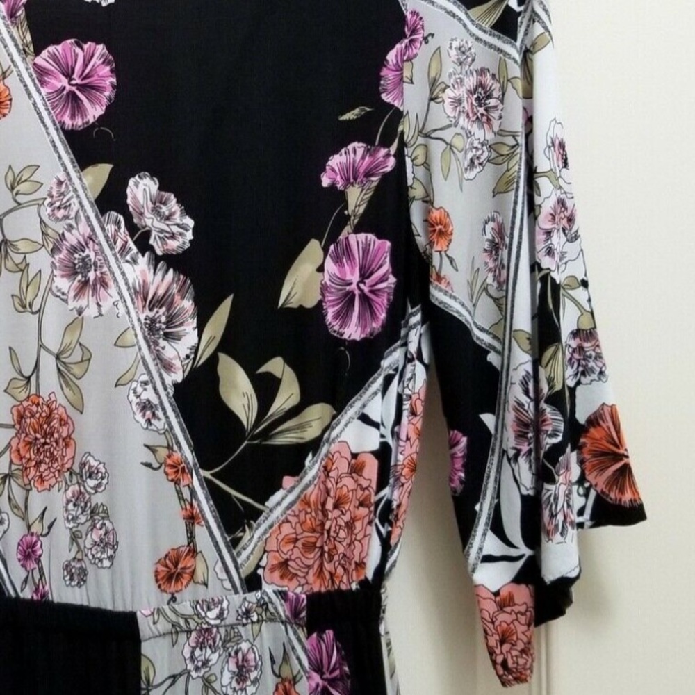 Jaase Black Floral Wide leg Deep V-neck Tie Waist Jumpsuit - Picture 6 of 16